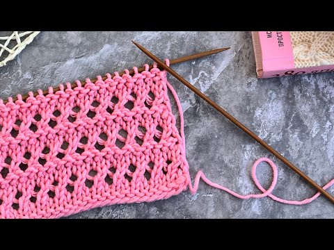 Видео: 🔎Давно искала этот УЗОР СПИЦАМИ! Кто нибудь знает этот УЗОР  Вязание спицами для начинающих
