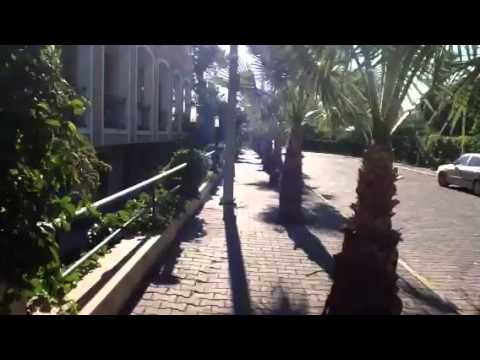 Видео: Sinatra hotel  Дорога к пляжу
