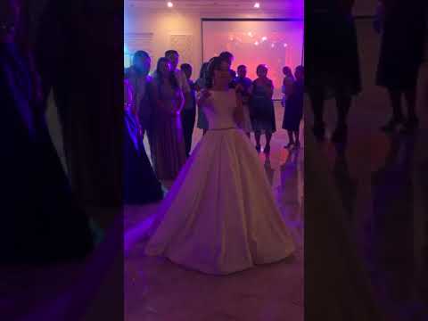 Видео: Песня невесты Айданочки