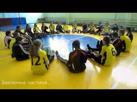 Видео: Конкурсный урок футбола, 10 класс, 2016 год