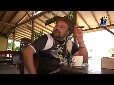 Видео: Шоуто на Милев - Мъжете са мъже, след третата ракия и....