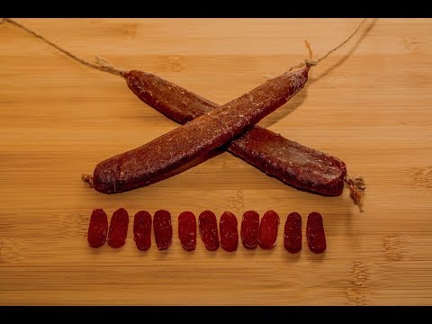 Видео: СЫРОВЯЛЕНАЯ КОЛБАСА ИЗ ЩУКИ (ЯНТАРНАЯ)