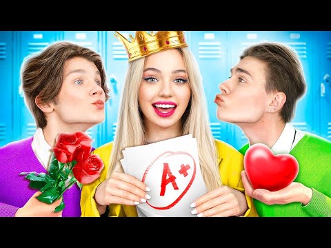 Видео: Моя Мама - Директор Школы! Мама VS Мой Краш