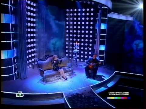 Видео: Л. Гурченко и Ф. Ильиных - Белый снег