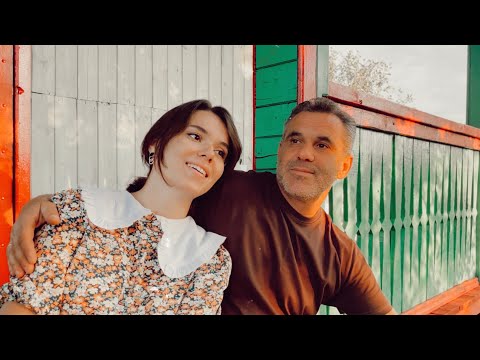 Видео: Казеева Екатерина - А река течёт | Песня с папой | «Любэ» cover