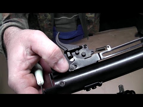 Видео: Как разобрать Hatsan Striker Edge после 2018 г. в.  Замена манжеты, чистка и смазка компрессора