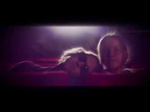 Видео: Буерак (buerak) -  На Старых Сидениях Кинотеатра (En las antiguas butacas de cine). Traducido