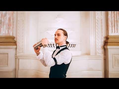 Видео: Fashion Music: ARTEM PIVOVAROV - РАНДЕВУ