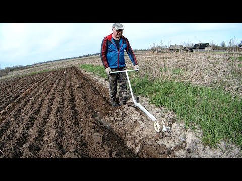 Видео: Выходные в деревне. Посадка картошки под электроплуг  "ЛС-100А". Май 2022