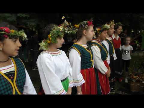 Видео: Eньовден в село Бяла - Трета част