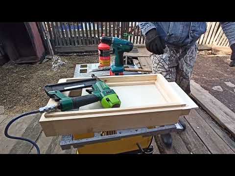 Видео: 🐝🐝🐝Универсальное дно для шестирамочного улья. Донный пыльцесборник.