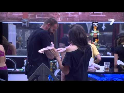 Видео: Къртицата 06.05.2014 част 4 от 4