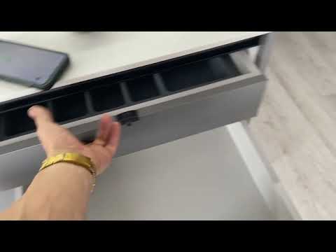 Видео: Скрытый ящик-лоток с поводком Blum.