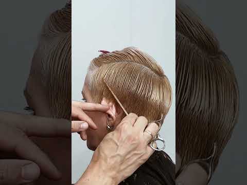 Видео: Короткие стрижки: как идеально стричь зону виска 
