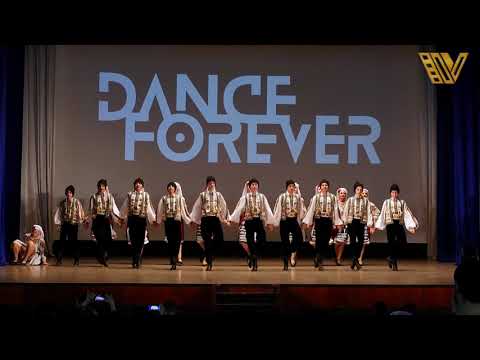 Видео: Folk dance - REZESHASKA. Choreographic Ensemble KOHANOCHKA. Choreography /Народный танец - РЕЗЕШАСКА