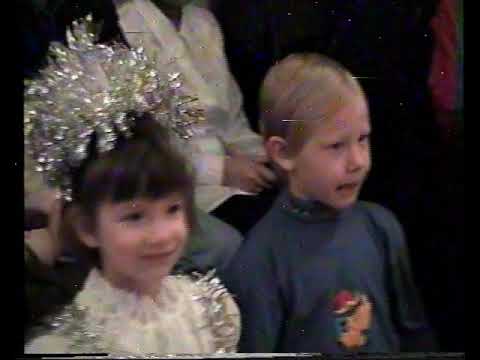 Видео: детский сад "Теремок", Новый год - 98 (старшая группа) (29.12.1998)