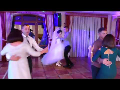 Видео: ТРИ ВЕСІЛЬНІ ПІСНІ ВІД ГУРТУ РОСА