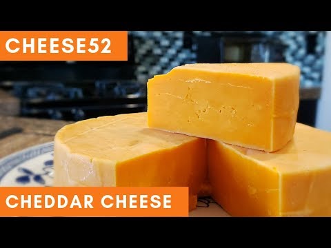 Видео: Как приготовить сыр чеддер (с дегустацией)