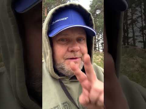 Видео: Ловля карпа на фидер в апреле.