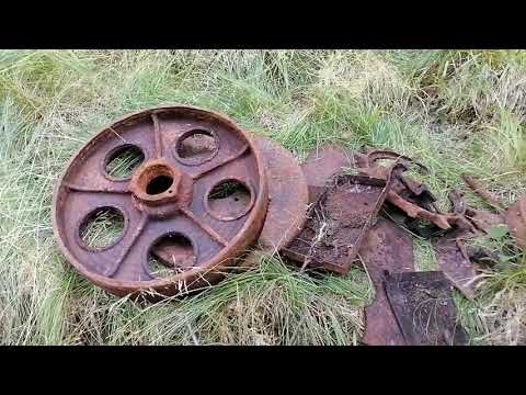 Видео: В поисках металла.Болотный экскаватор нарушил все планы.