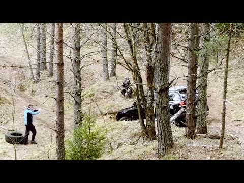 Видео: Обычный Volkswagen Touareg  уделал на пересеченной  местности подготовленные машины!