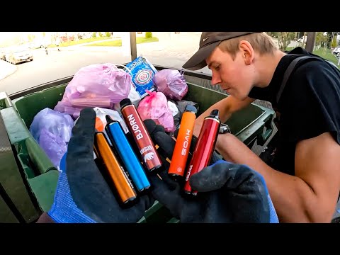 Видео: Как я зарабатываю лазая по мусоркам ? Dumpster Diving RUSSIA #43