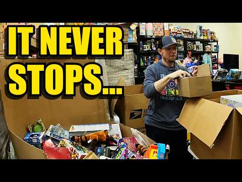 Видео: Ежедневная рутина в магазине игрушек: сортировка, доставка и чистый хаос!