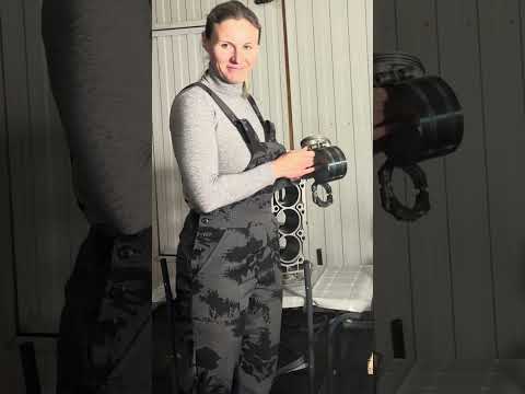 Видео: Сборка двигателя Mercedes-Benz GL-Class m273.963 V8 - 5.5L часть 2