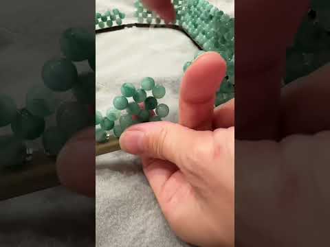 Видео: Сумочка с фермуаром из бусин