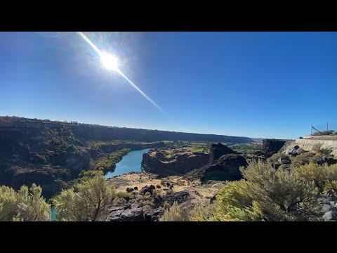 Видео: Айдахо Фолс мост через Snake river солнечный день в Айдахо