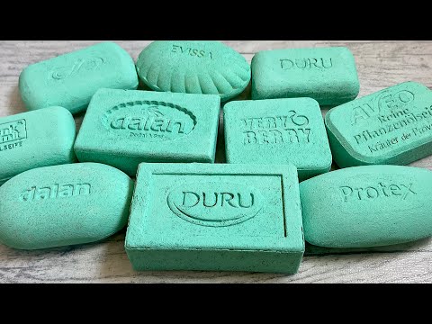 Видео: ASMR soap cutting Painted soap crunch Relaxing sounds Резка крашенного мыла АСМР Хруст мыла 💚