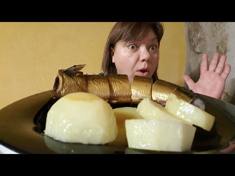 Видео: МУКБАНГ 🍽 КОПЧЁНАЯ СКУМБРИЯ 😊/ASMR MUKBANG SMOKED SCOMBER .#MUKBANG #мукбанг