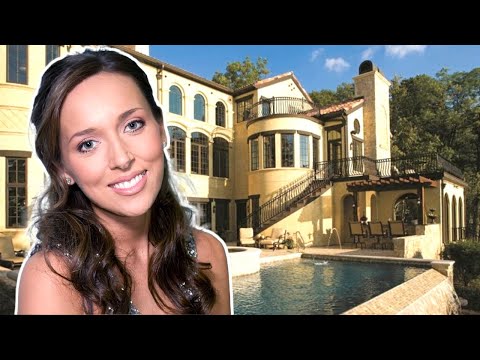 Видео: Как живет Алсу Ралифовна Абрамова и сколько она зарабатывает