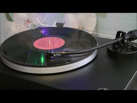 Видео: Пластинка. Женя Белоусов, Екатерина Семёнова в альбоме - Девочка моя синеглазая. 1990