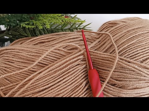 Видео: Простой, но стильный. Самая впечатляющая модель, которую можно связать крючком. Схема вязания