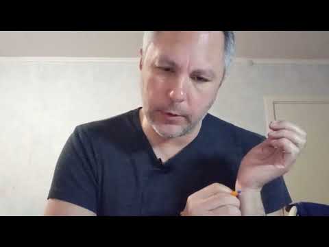 Видео: ASMR. ДЕЛАЮ ДОМАШНЕЕ ЗАДАНИЕ, РОЛЕВАЯ ИГРА