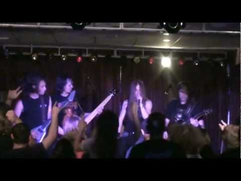 Видео: КРЫЛЬЯ - Один Во Мраке - Live in ODESSA (09.06.2011).