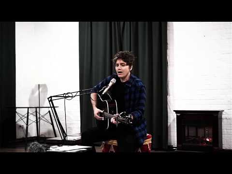 Видео: Александр Бон — Раневская (cover Л.Милявская)