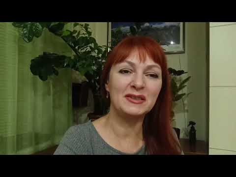 Видео: Прядение из крапивного волокна.
