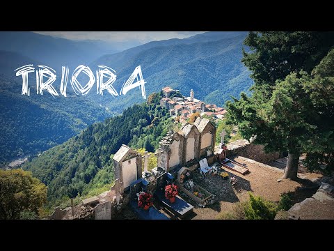 Видео: Кладбище в деревне ведьм