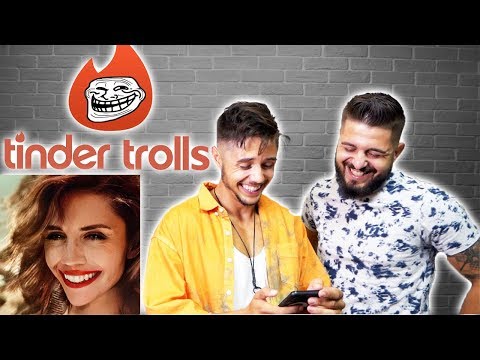Видео: ТЪРСЯ СИ ГАДЖЕ В TINDER С ЖЕНСКИ ФИЛТЪР НА FACEAPP! (с Алпер Чочев)