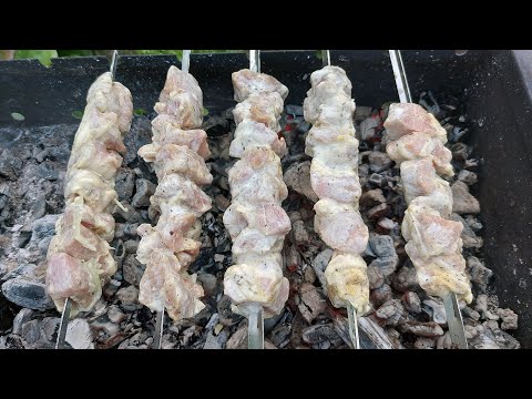 Видео: Шашлык из свинины на кефире