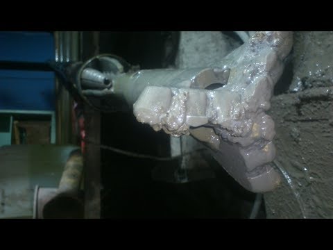 Видео: Оборвало штангу с буром и центратором на глубине 23 метра! Пытаемся достать! (часть 2)