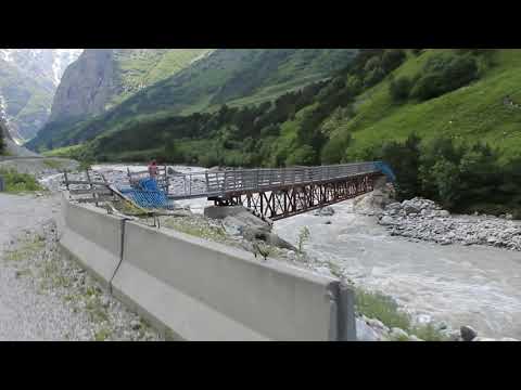 Видео: Кавказ,отдых в Верхнебалкарском заповеднике. Дороги Верхней Балкарии, Уштулу