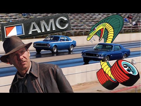 Видео: Mustang Super Cobra Jet 1969 года против AMC Hornet SC360 1971 года — гонка на заводских автомобилях