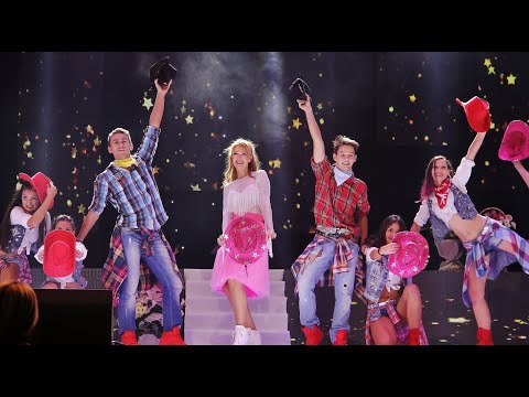 Видео: Кънтри китка -Юбилеен концерт " Живей за мига" - 35 години на сцена 2017