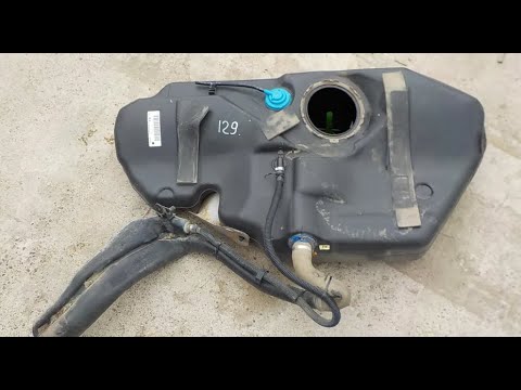 Видео: Снятие бензобака , адсорбера , Опель Астра J  2010г.