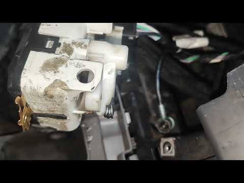 Видео: Ремонт тросика печки Рено Кенго 2