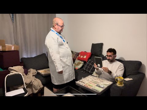 Видео: ASMR-выдача на дому реальному человеку с участием доктора Сеймура Клирли и SRP