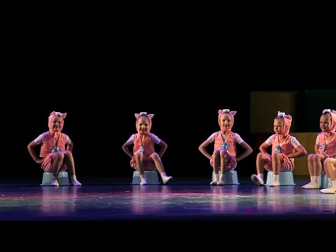 Видео: 6 "Хрюшечки-душечки" номера с отчетного концерта 2015 года